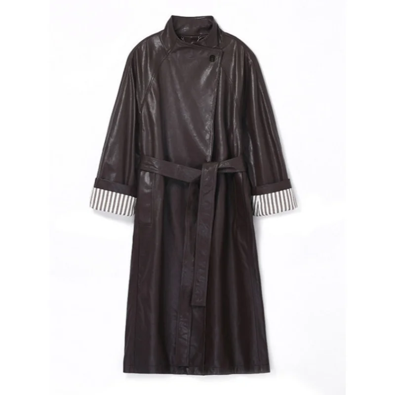 Jaqueta de couro genuíno, pele de carneiro curtida semi-vegetais, gola alta, patchwork, silhueta reparada, com cinto, ajuste solto