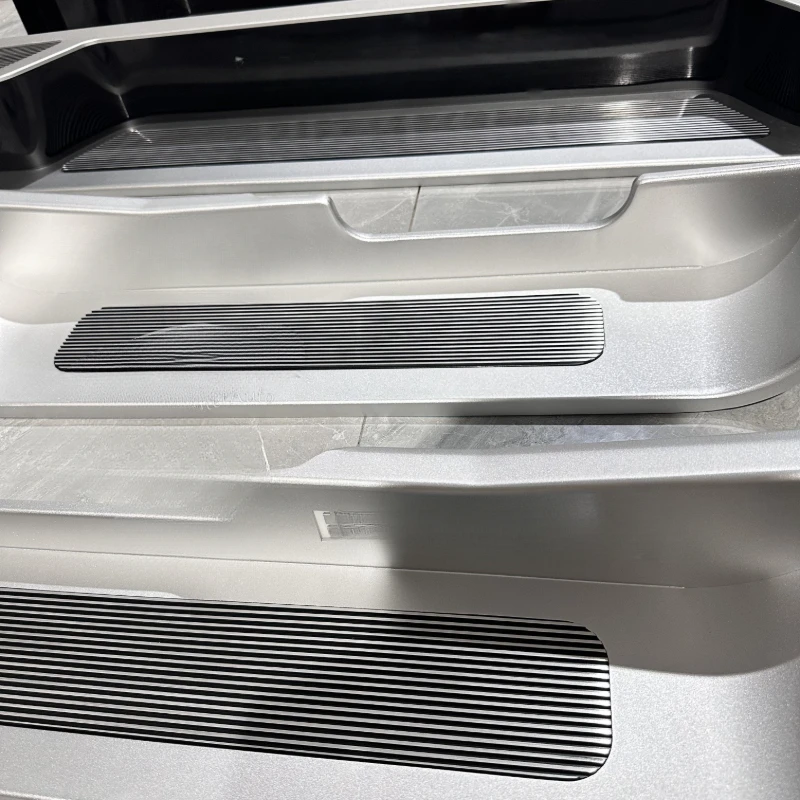 High Quality Customizable Aluminum Door Pedal Step Exterior Accessory For V Class Metris Vito W447 W448