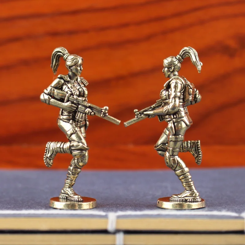 Special Forces Small Statue Brass Female Soldiers Figurines Retro Metal Figures Home Office Desktop Decorations Ornaments Gifts