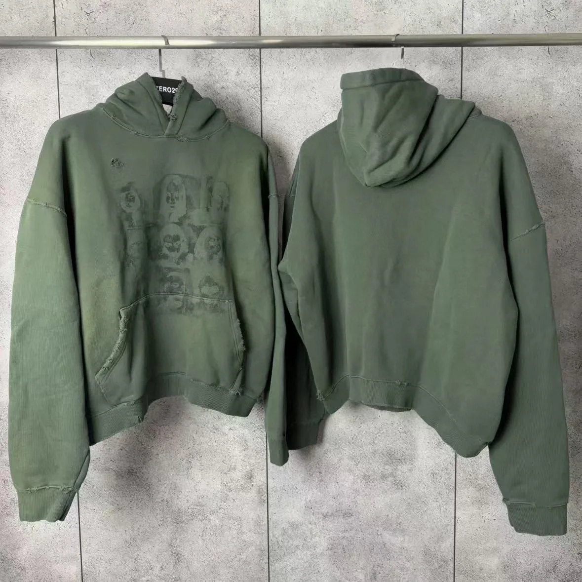 

Толстовка с капюшоном в стиле ретро для мужчин и женщин с принтом на груди и отверстиями, весенне-осенняя повседневная одежда, удобное тепло