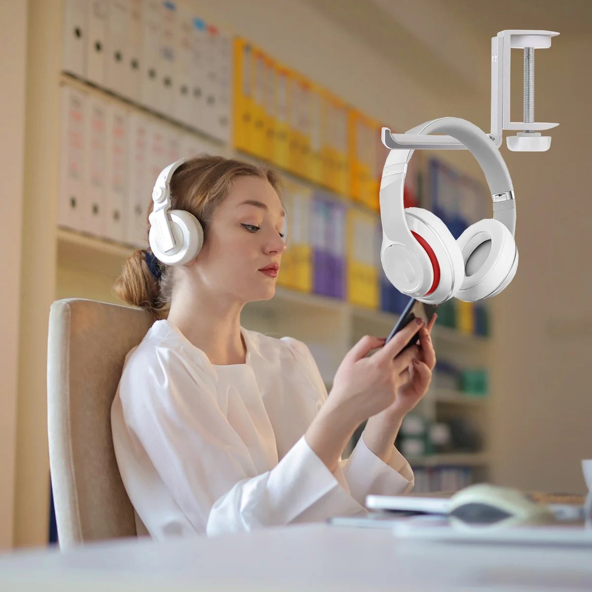 

Headphone Holder Black Metal Headset Hook Compact Lightweight Headphone Storage Hanger For Home Office School Use