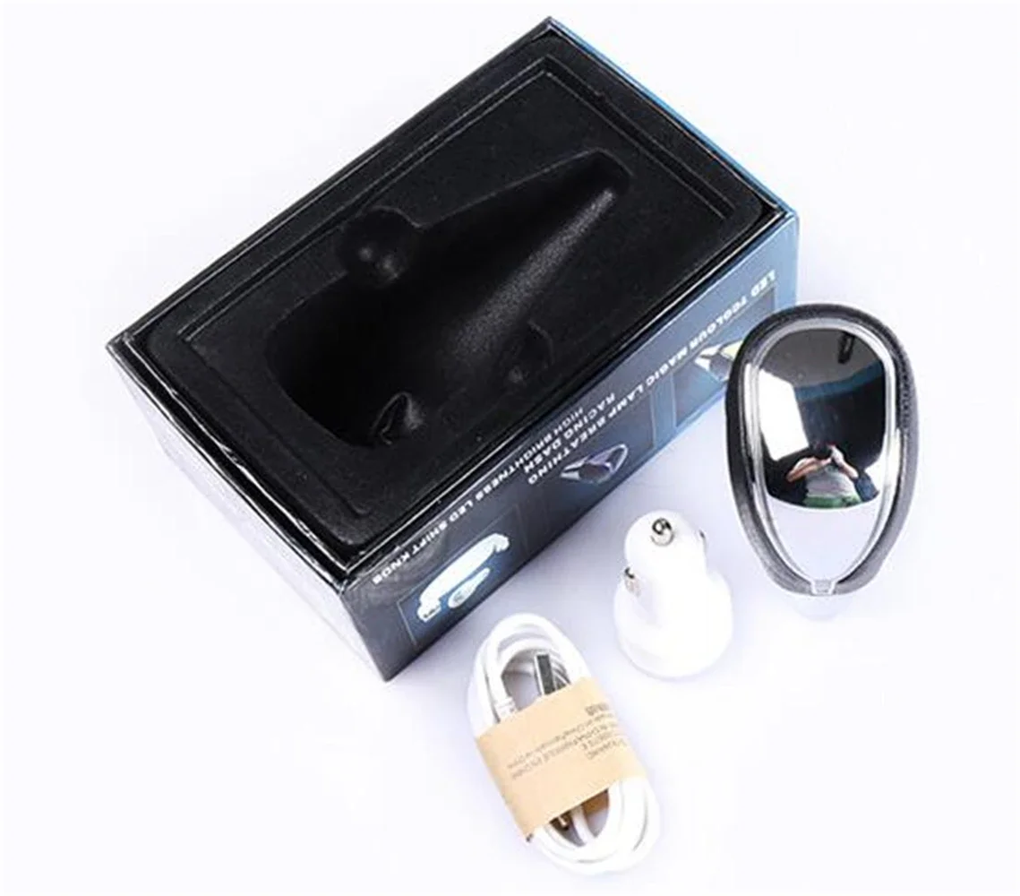 7 ألوان تغييرات المنشط مقبض ناقل حركة السيارة 5 6 سرعة R-6 سيارة LED والعتاد كرة اليد مقبض ضوء ولاعة السجائر شاحن المقابض AT