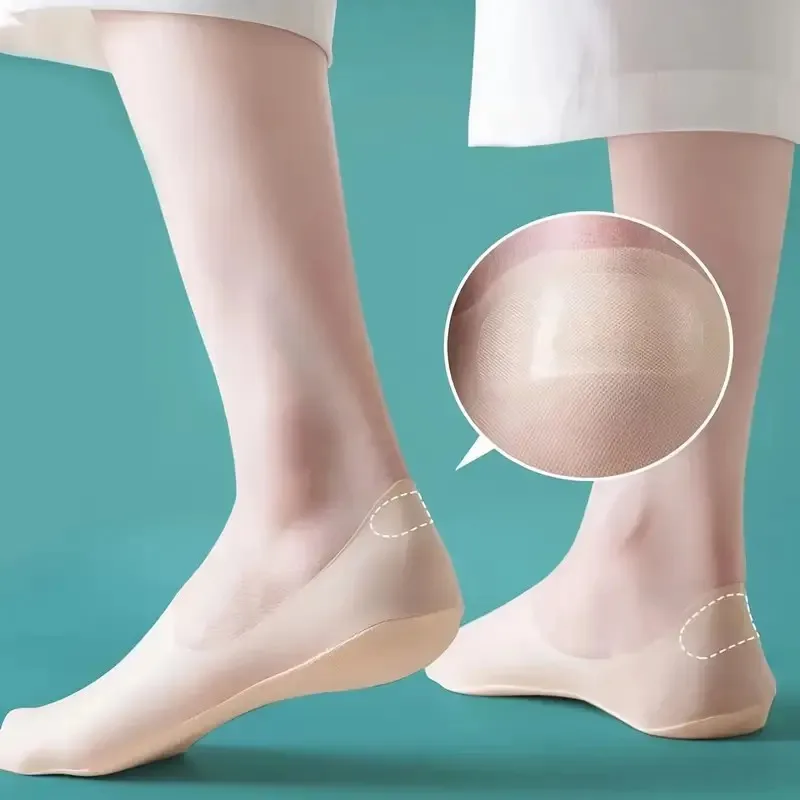 5 أزواج من الجوارب القطنية النسائية الصيفية الرقيقة غير المرئية خفيفة الوزن قابلة للتنفس وغير قابلة للانزلاق بكعب معزز مريحة تناسب الجوارب غير الرسمية