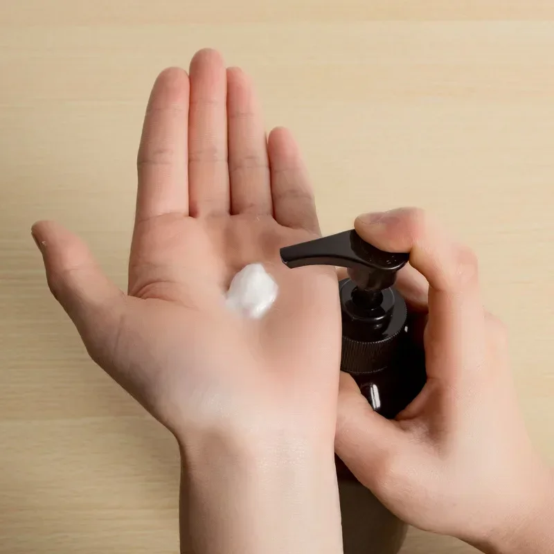 

Портативный дозатор мыла для ванной комнаты, лосьон, шампунь, держатель геля для душа, пустая бутылка с насосом для ванны, 300/500 мл, дом