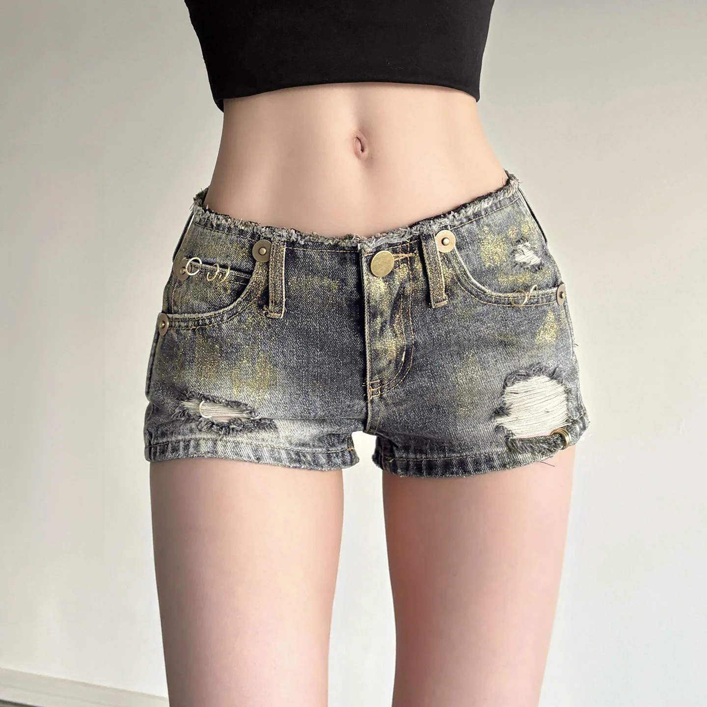 

WEEKEEP Street Sle Low Waist Distred Gold Embroidery Denim orts Women's Faion Summer orts Tight Fit Bodycon orts