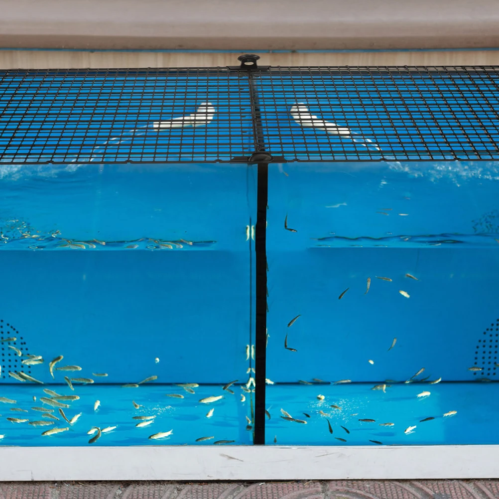 

4pcs Plastic Grid Covers Aquarium Separator Prevent Jumping Escaping Sturdy Easy Install Maintain Covers Plastic Grid Divider