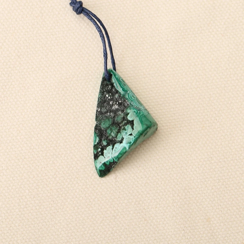 

Natural Malachite Nugget Pendant Bead 35x21x8mm Front Drilled Fashion Gemstone Jewelry Necklace Accessory 6.4g