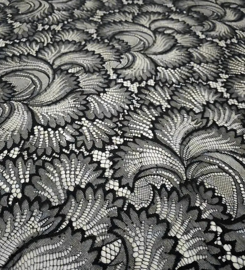 Allover Florals Elegant Sexy Fabric for Sewing Clothes Eyelash Chantilly Lace Fabric 3 Meters