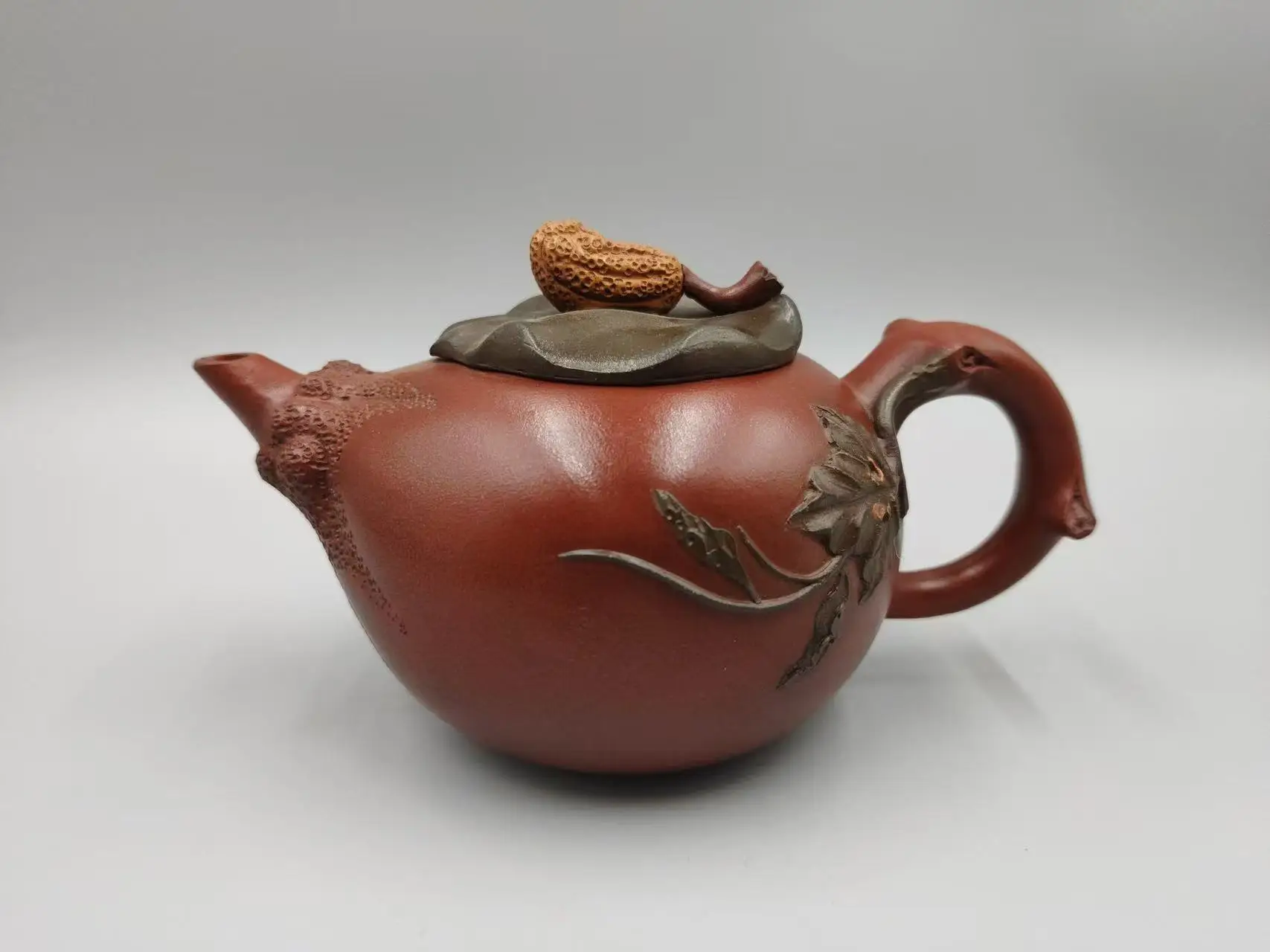 Old Chinese Handcraft Enameled  YiXing Zi Sha Clay Teapot,Little melon,with mark,Free shipping
