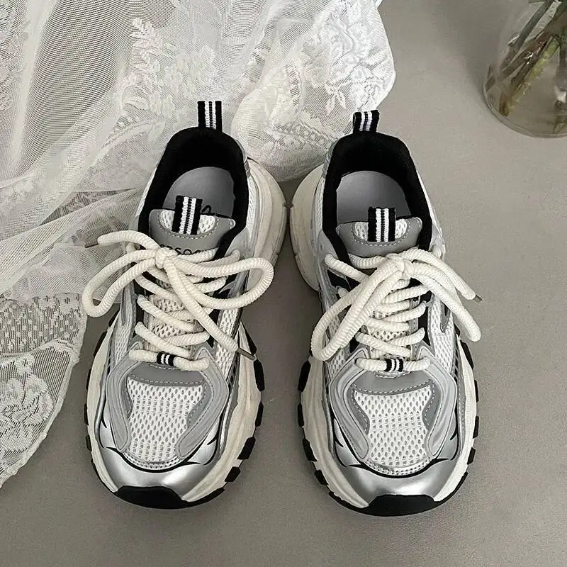 Women Sports Shoes 2025 New Summer Women's Casual Sneakers Thick Soled Slimming Lightweight Mesh Height Increasing Shoes