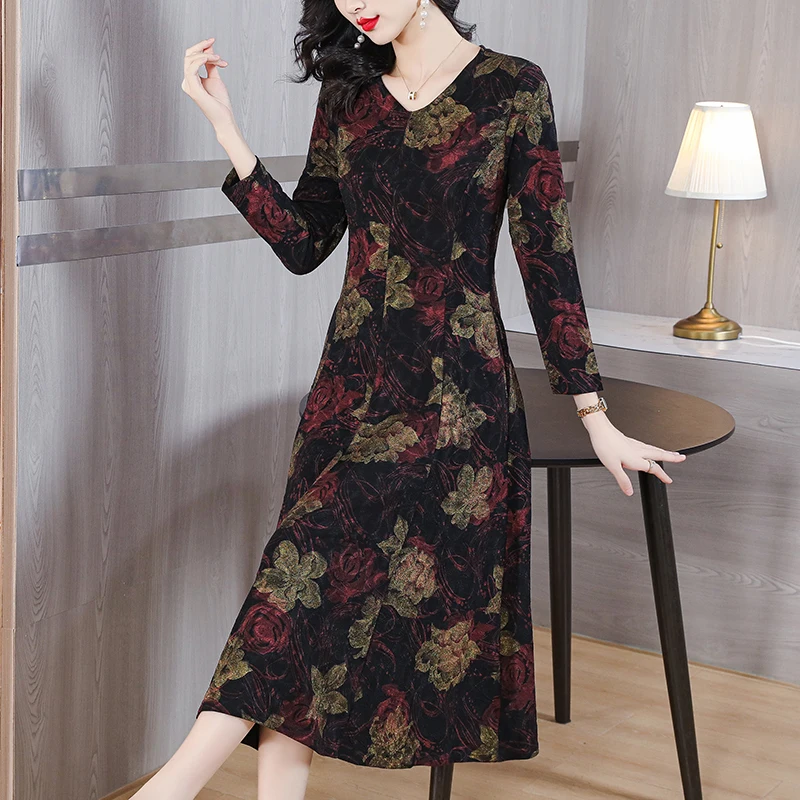 2023 Autumn and Winter Silk Flower Print Long Sleeve Dress for Women V-neck Loose Large Waist Slim Knee Length Robe Long Dress