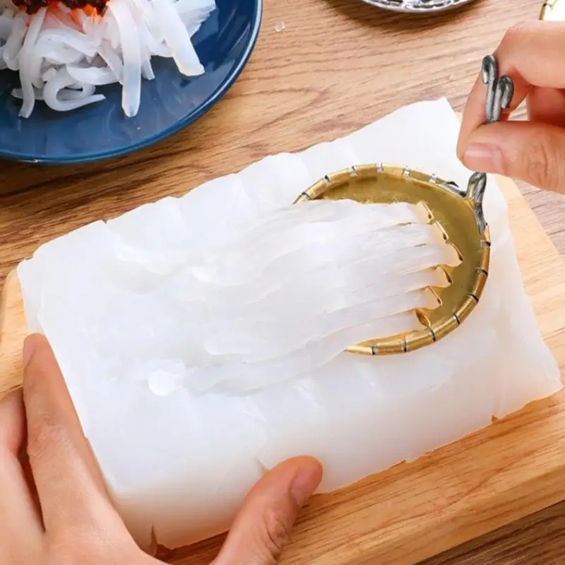 1pc Practical Stainless Steel Jelly Scraping Scraper Roton Macroporous Household Jelly Scratch Knife Tool Jelly Bean Cold Noodle
