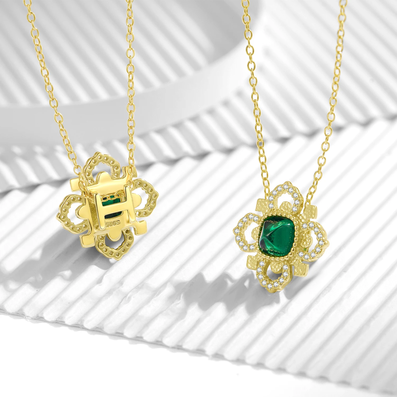 925 Sterling Silver Vintage Clock Pearl Green Four Leaf Clover High Carbon Stone Pendant for Women's Necklace Gift Fine Jewelry