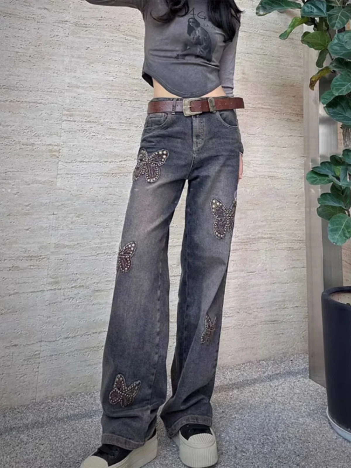 

Spring 2026 New Style Women's Wide Leg Straight Cut Denim Jeans Heavy Embroidery Rhinestone High Waist Cotton Stretch