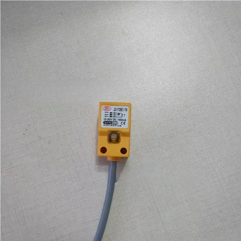 

Оригинальный бесконтактный переключатель TPC-1705E1-7M