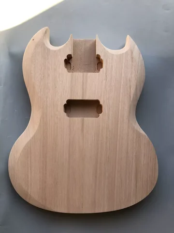L30t SG elektro gitar gövdesi Bitmemiş Maun gövde Humbucker delik Yüksek kaliteli Yaylı Çalgılar