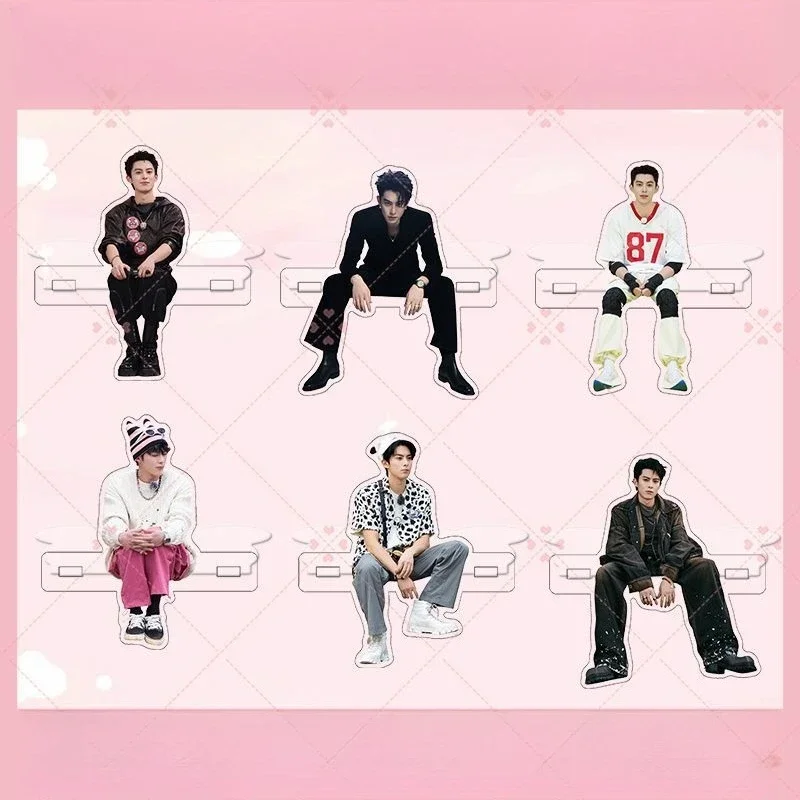 10cm Dylan Wang Hedi Acrylic Stand Male Star Peripheral Display Sitting Posture Figure Desktop Holder Ornament Collection