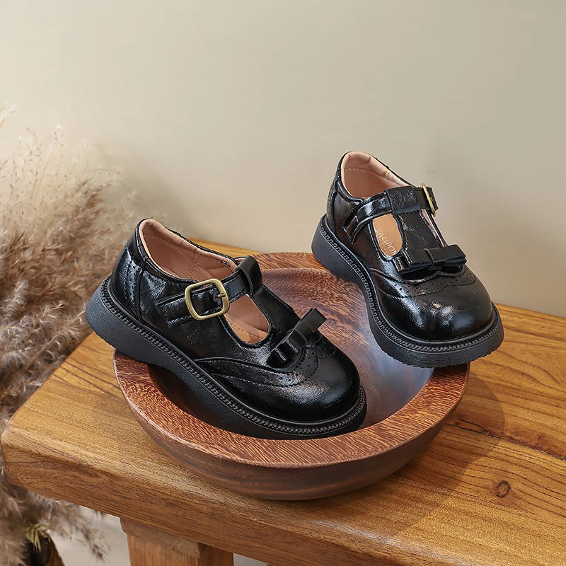 Girls' Vintage Style Casual Walking Leather Shoes Comfortable Soft Leather Upper Fashionable And Stylish Footwear