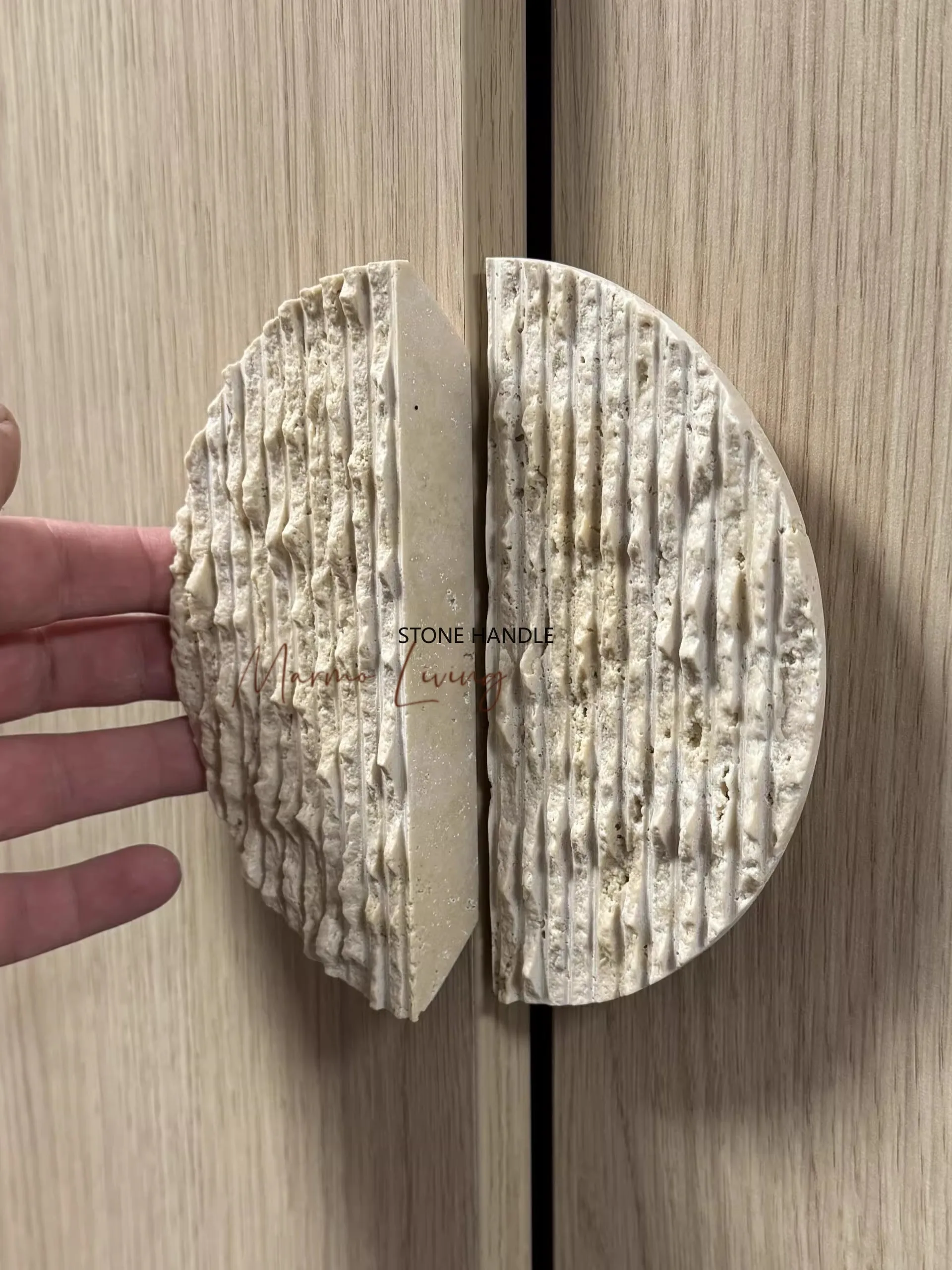 

High-end Natural Marble Travertine Wardrobe Handles Retro Stone Wardrobe Door Handles Handles Clothing Store Wardrobes