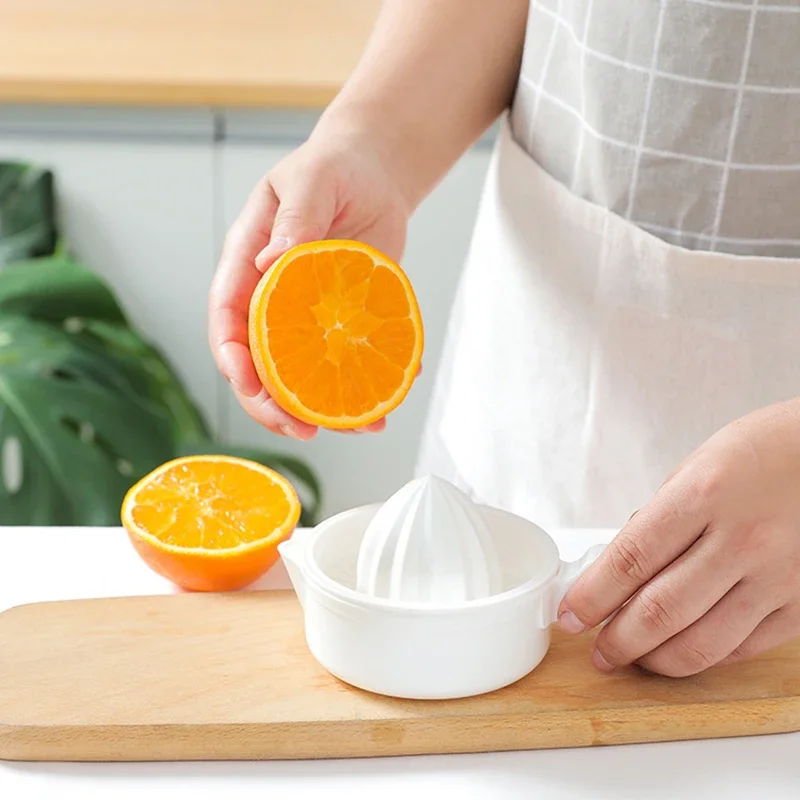 Plastic Handmatige Sinaasappelpers Keuken Oranje Citroenpers Draagbare Citruspers Multifunctionele Fruitpers Keukenaccessoires