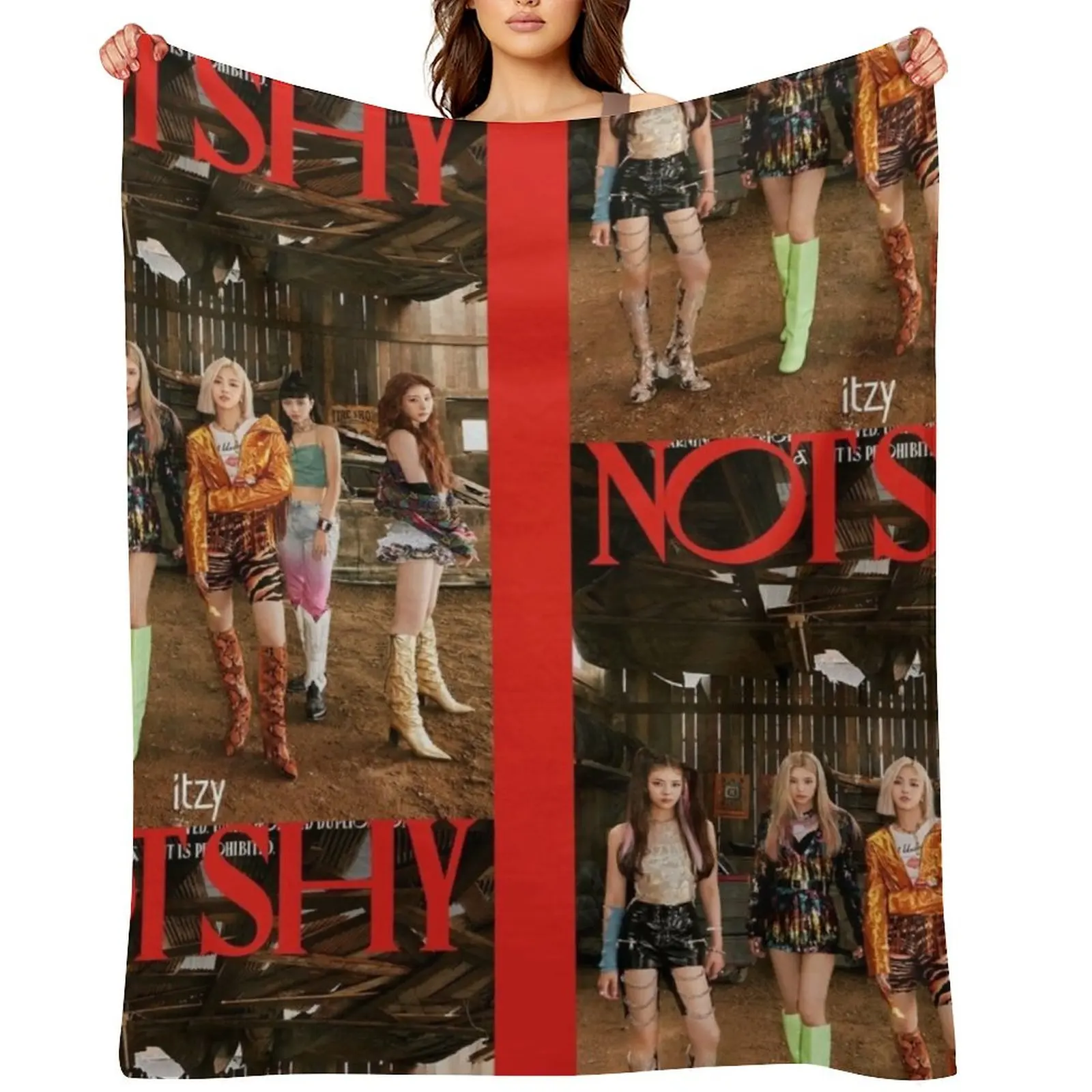 ITZY Not Shy Fans Everywhere, gift for girlfriend or boyfriend Throw Blanket Plush Soft Big Flannel Fabric Blankets
