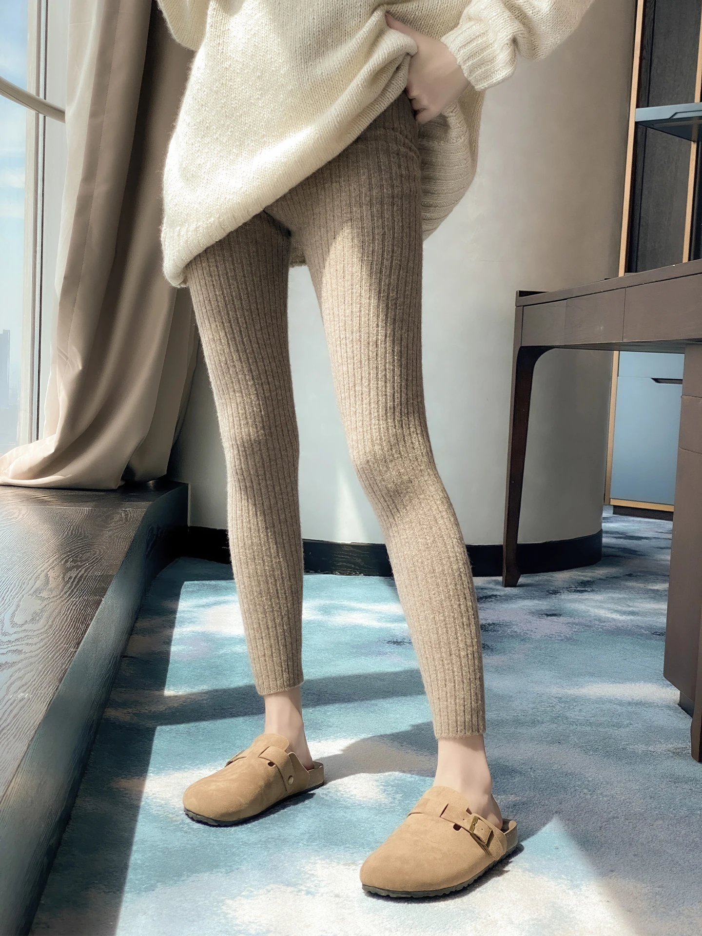 Autumn Winter 100% Merino Wool Leggings for Women Thickening Leggings Small Feet Pencil Pants Outdoor Casual Stretchy Pants