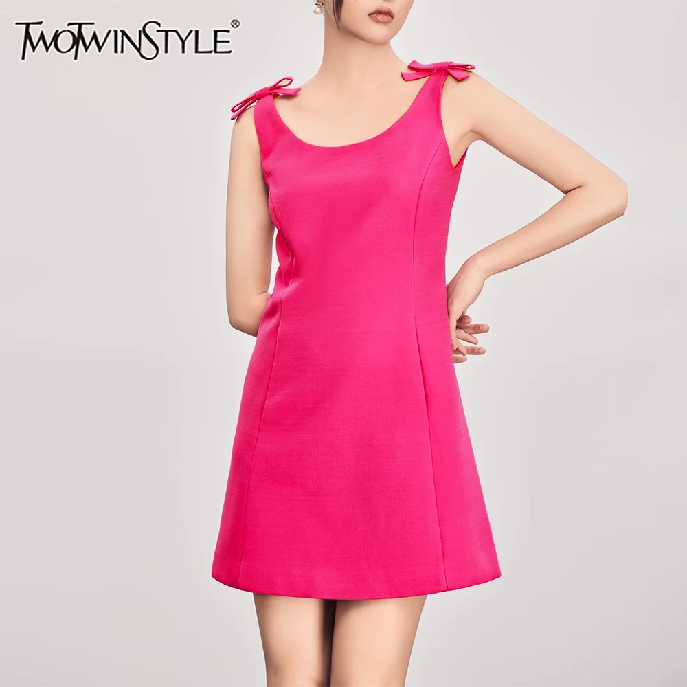 

TWOTWINSTYLE Solid Spliced Slimming Dresses for Women O Neck Sleeveless High Waist Temperament Mini Dress Female
