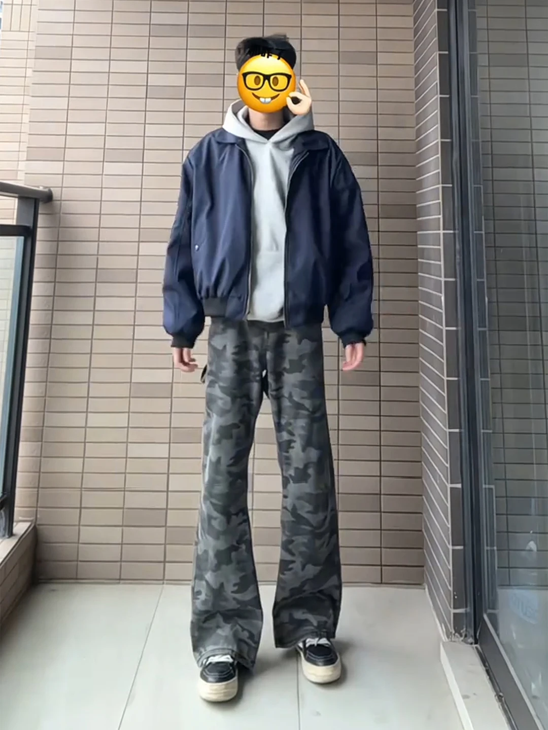 

Cleanfit Men's Camouflage Bell Bot Jeans Loose Fit Straight Leg Workwear Trousers High Street Vibe Spring Season Jeans