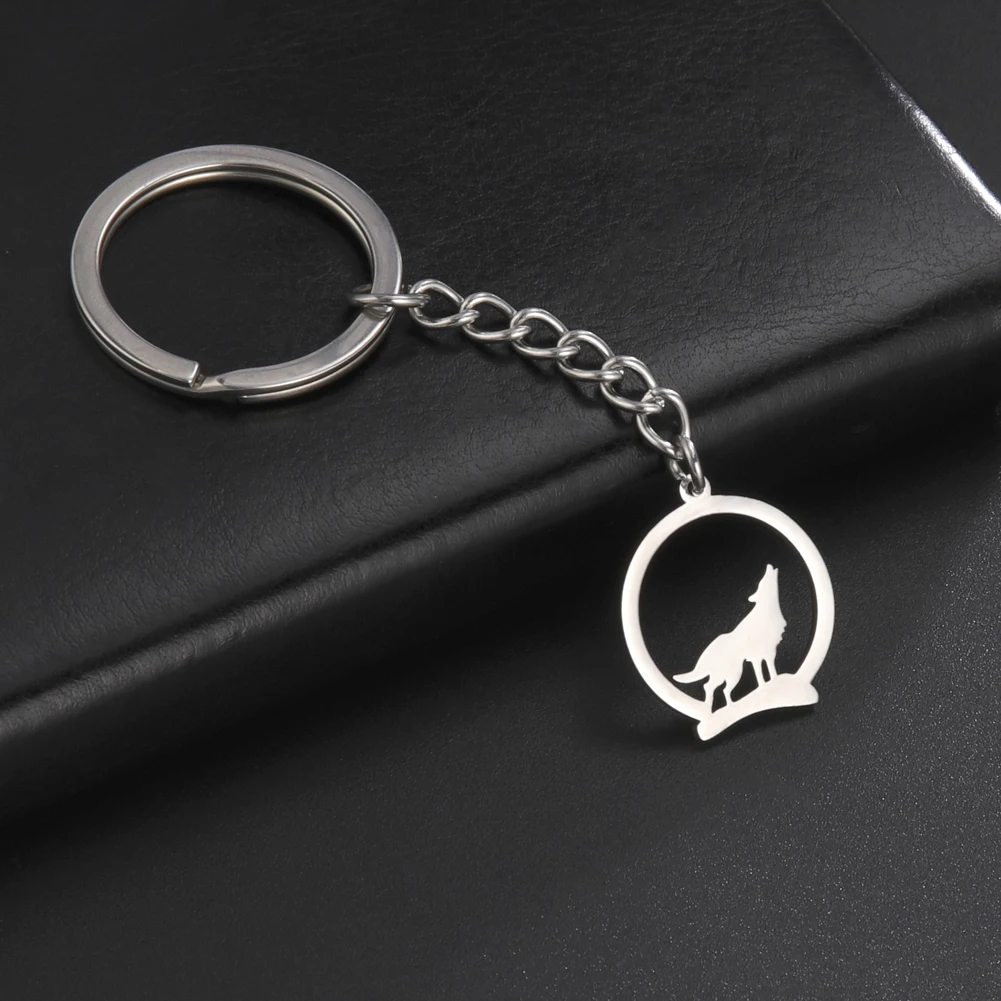 Howling Wolf Pendant Keychain for Women Men Stainless Steel Key Ring Vintage Style Fashion Birthday Jewelry Gifts 2023 New In