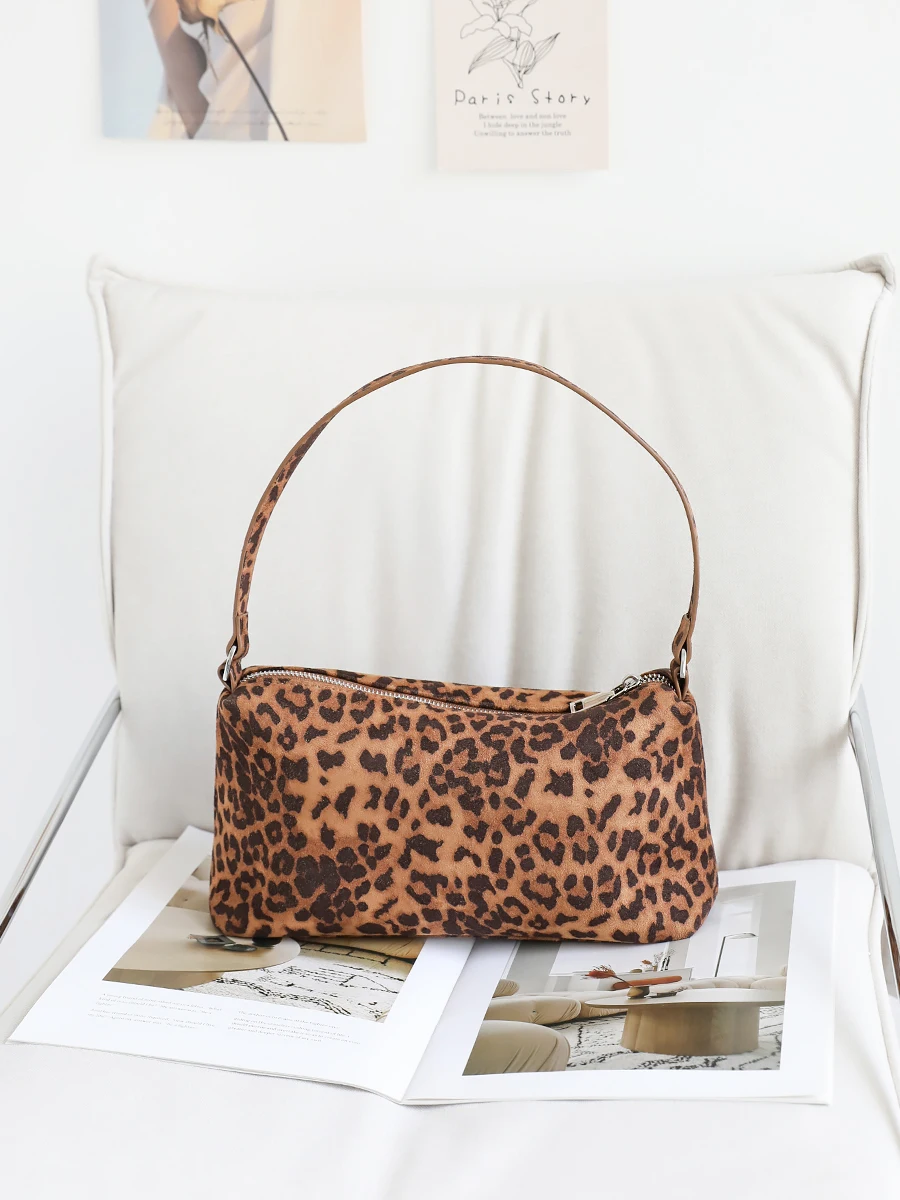 

mat Versatile Suede Handbag Women's Commuter Leopard Print Velvet Underarm Pillow Bag Soft Foldable Square Bag