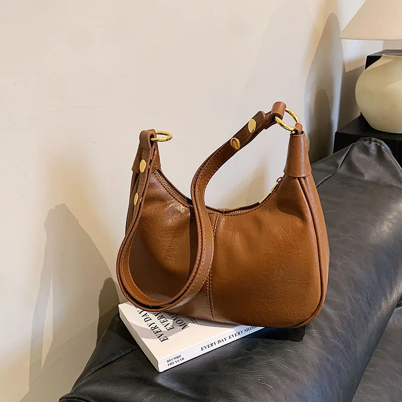 Mais vendido, mais vendido, para combinar com as axilas, estilo k, cera de óleo, couro, roupas de trabalho, ombro único, bolsa crossbody feminina