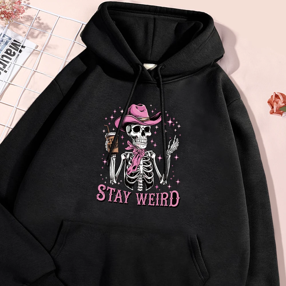 Pink Hat Skull Print Stay Weird Letter Man Hoodies Soft Fleece Hoodie 2024 Autumn New Comfort Pullover Simple Hoody Clothing