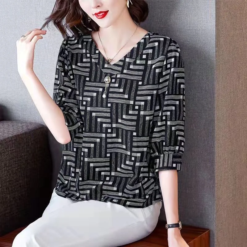 4XL Women Spring Summer Blouses Shirts Lady Fashion Casual Half Sleeve V-Neck Collar Black White Stripes Blusas Tops WY0558