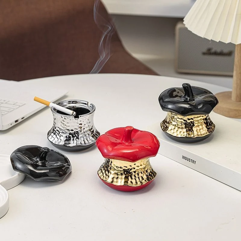 Electroplated Gold Apple Ceramic Ashtray with Lid Candy and Snack Storage Jar Living Room and Office Ashtray Anti-fly Ash Decor
