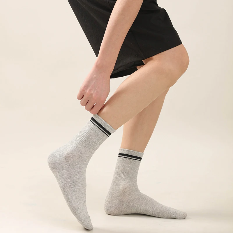 جوارب رياضية للنساء، جوارب اليوغا، جوارب رياضية خارجية، جوارب طويلة أنبوبية قابلة للتنفس، جوارب رقيقة متوازية الشريط للفتيات