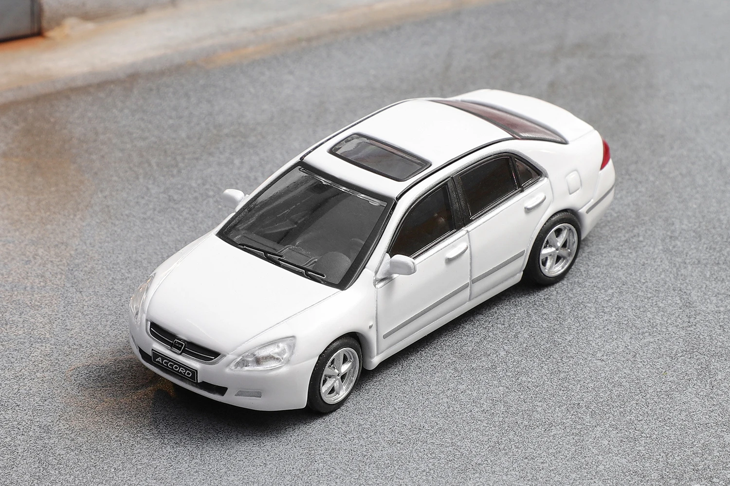 **الطلب المسبق **DCT 1:64 Accord الجيل السابع سيارة Diecast متوسطة المدى