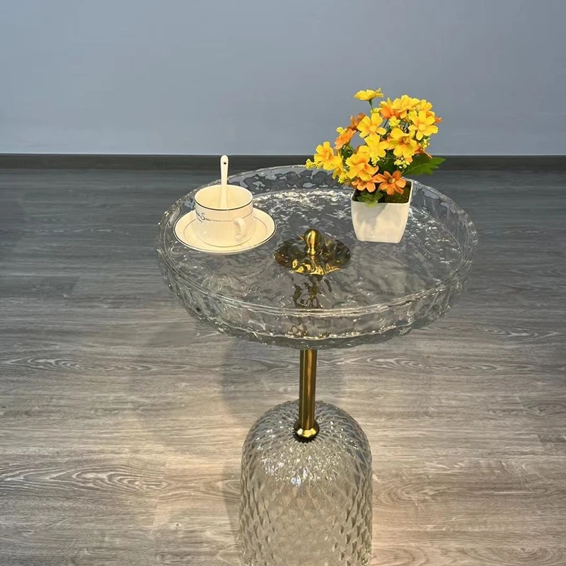 Tavolini nordici Soggiorno moderno Tavolo rotondo Mobili per la casa di lusso Tavolo da tè Accessori portatili Tavolini di design