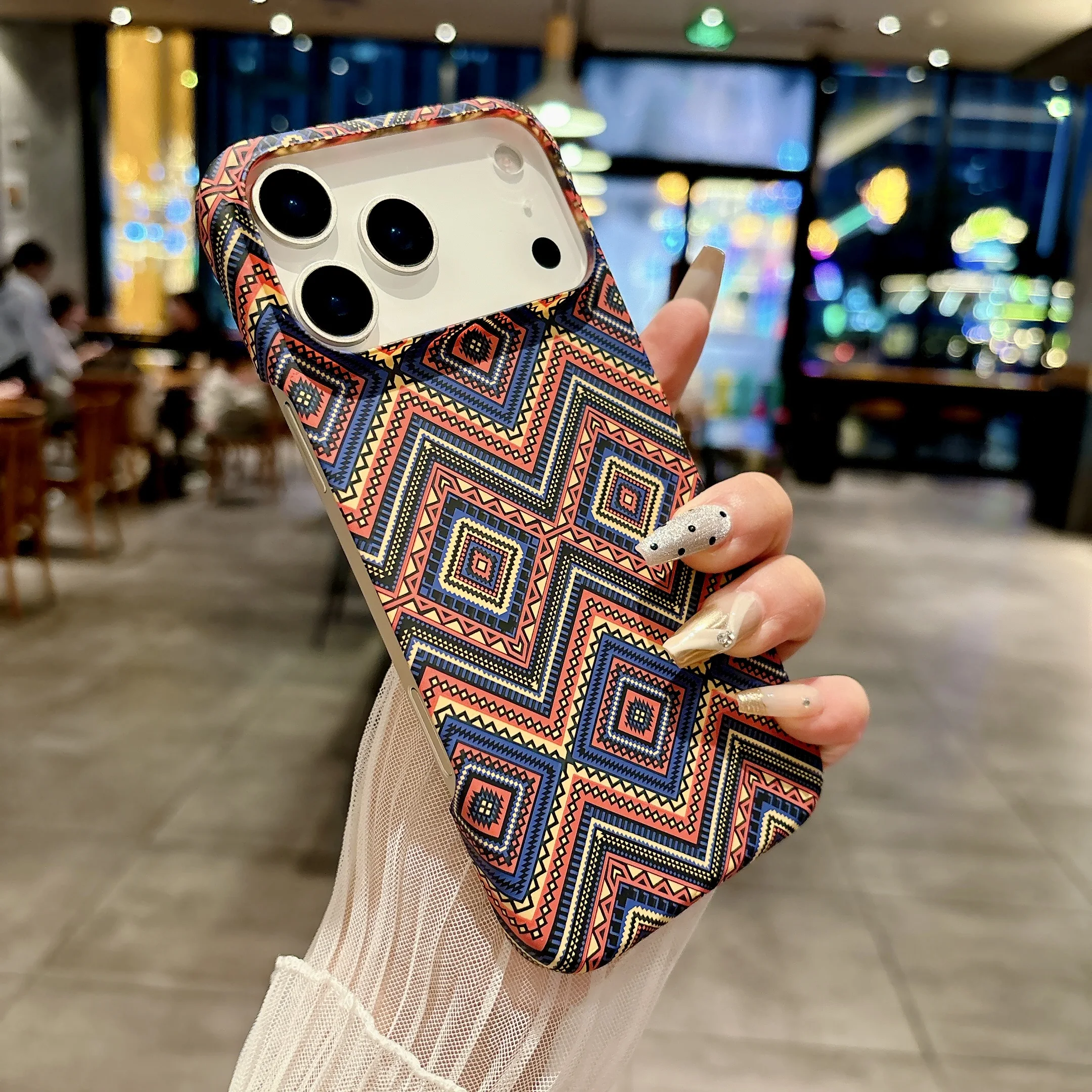 

New Luxury Carbon Fiber Pattern Borderless Heat Dissipation Case For iPhone 17 16 15 14 13 12 Pro Max Shockproof Magnetism Cover