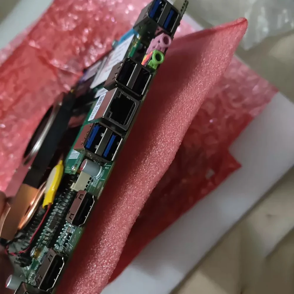 QM8900H Industrial Control Motherboard I5-10200H/10300H/10500H