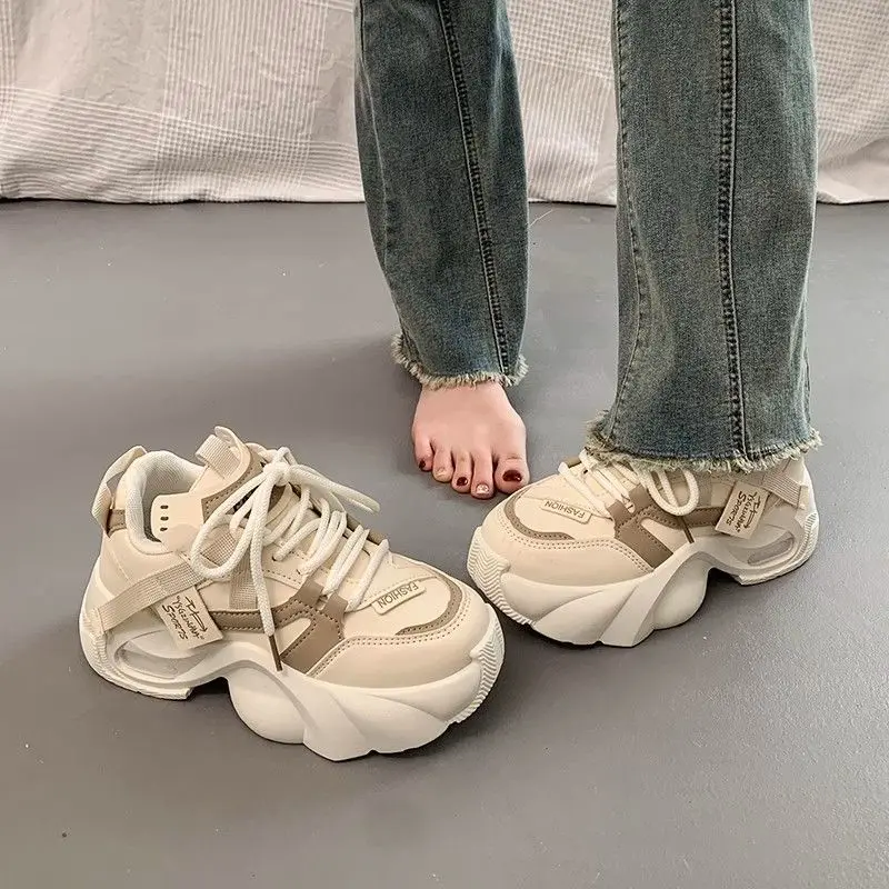 

Thick Sole Dad Shoes For Women 2025 New Style Height Increasing Hot Selling Makes Feet Look Smaller Running Niche Sports Shoes