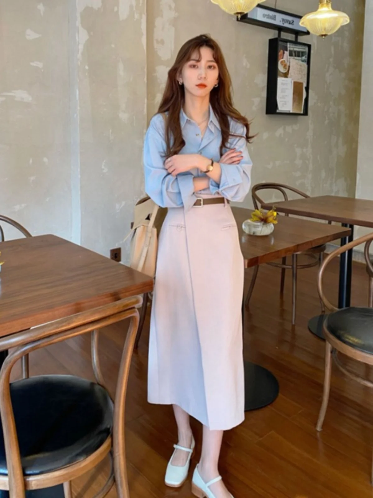Spring 2026 Fashion Shirt Skirt Set Small Design Sense Elegant Hepburn Style Two Piece Set Ladies Premium Quality Workwear