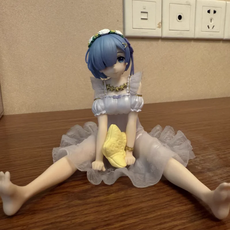 

Bandai 13cm Original Genuine Taito Desktop Cute Figurine Re: Zero Starting Life In Another World Rem Action Figure Star Dreamy