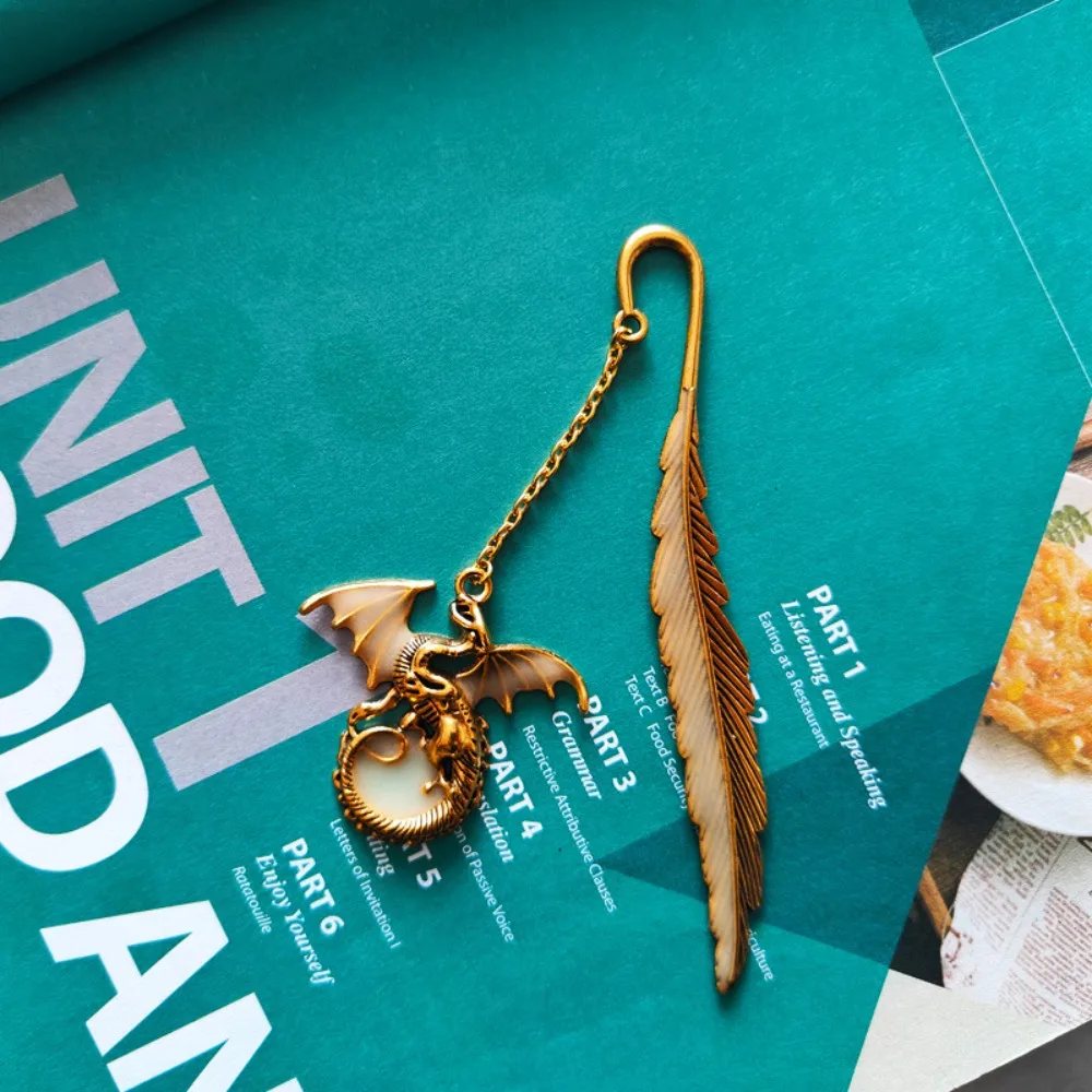 مضحك المعادن مضيئة ريشة الإشارات المرجعية ثلاثية الأبعاد متعددة الوظائف التنين كتاب علامات لطيف الإبداعية مكتب اللوازم المدرسية