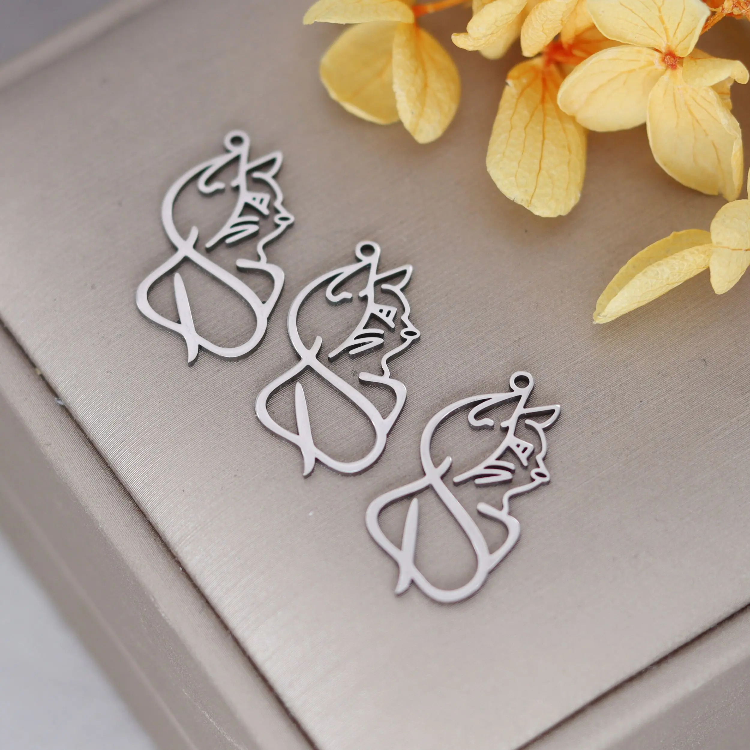 3pcs Sketch Silhouette Cat Charms Stainless Steel Animal Pendant For Necklace Kitten Pet Jewelry Making Supplies