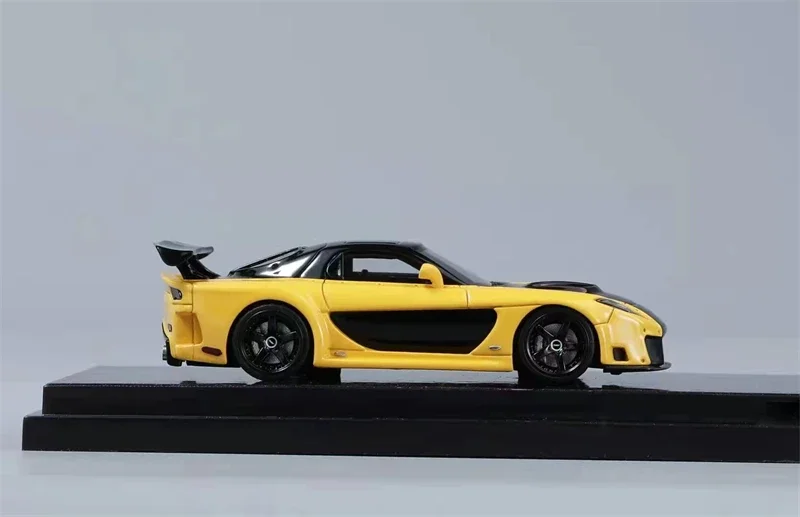 YM Model 1:64 Veilside Fortune RX7 yellow /  blue Diecast Model Car