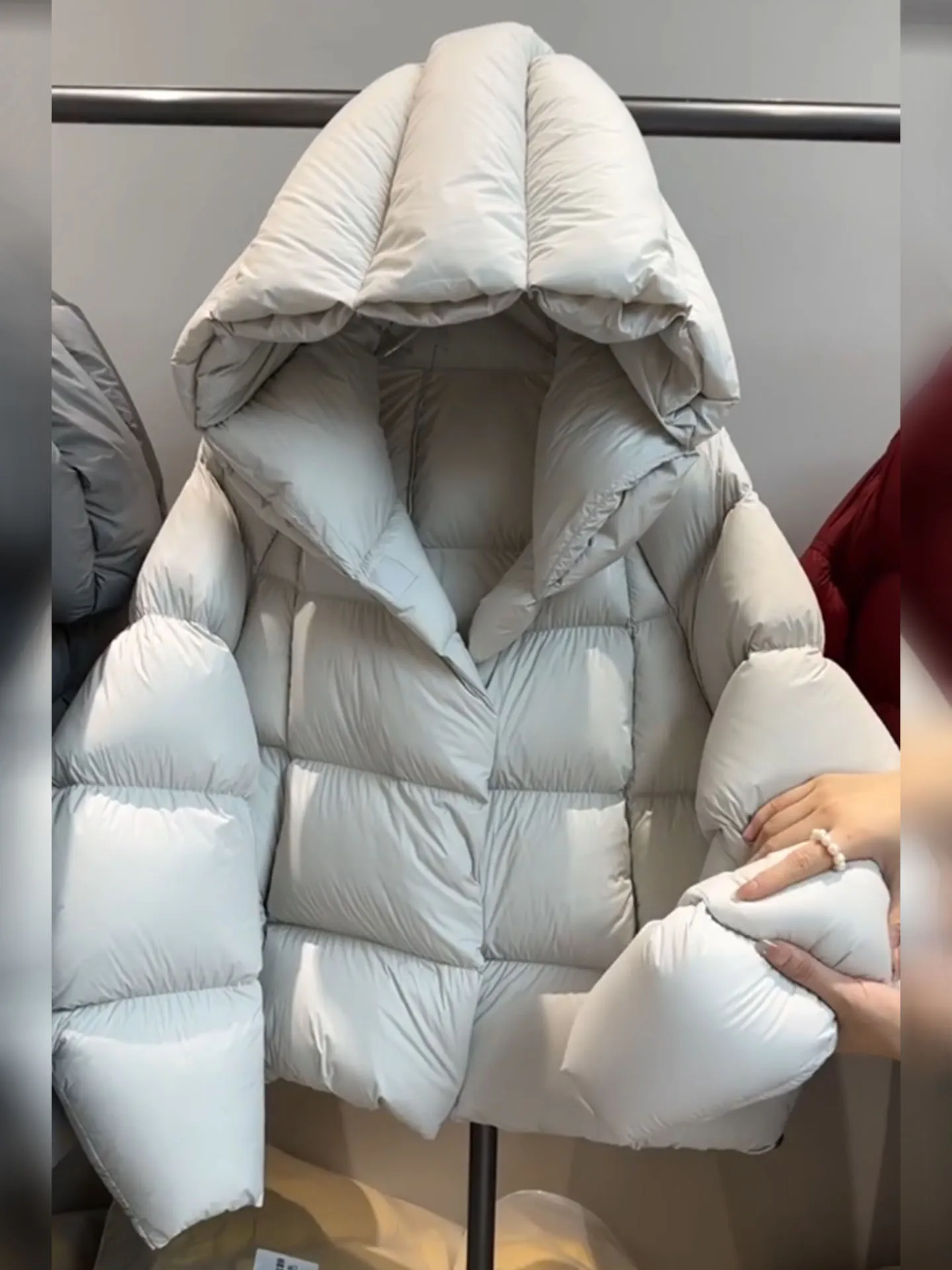 

Женский пуховик Puff ort 2025: Новинка Зимы, Утепленный, Белый, Повседневный, Свободный крой, Высокая талия, Длинное пальто