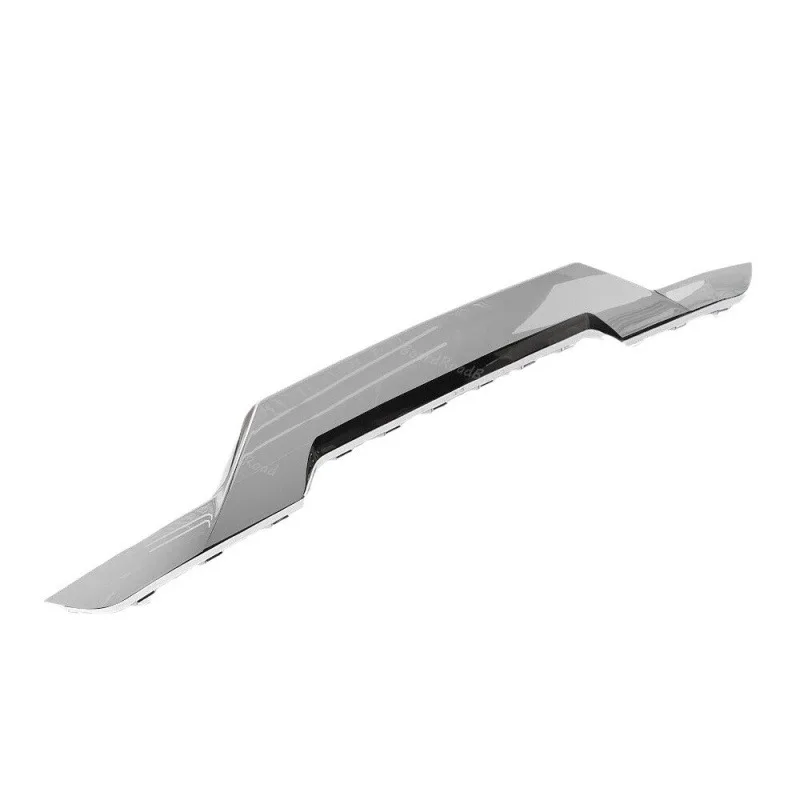 Suitable for 2016-18 Chevrolet Silverado1500 under the front bar trim auto parts 23243083