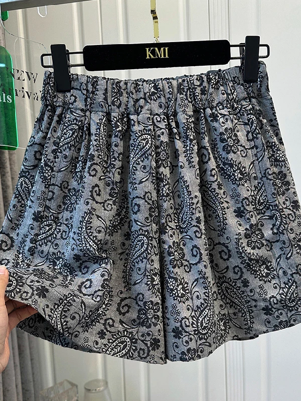 

plus Size Women's Elastic Waist Shorts Casual Loose Wide Leg Pants Summer Comfortable Breathable High Waist Polyester Fiber