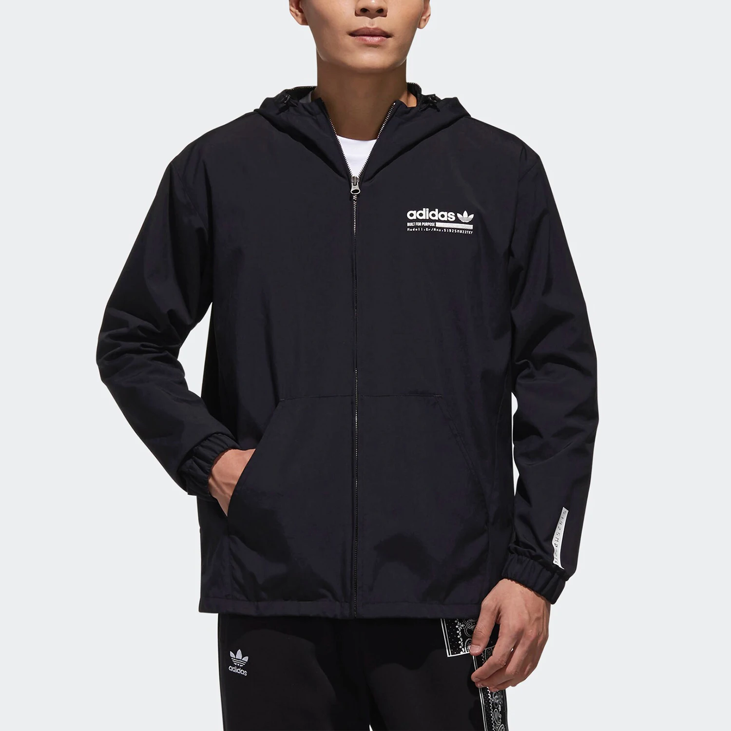 

Оригинальная мужская тканая куртка Adidas Clover Season New WBKAVAL DX4236