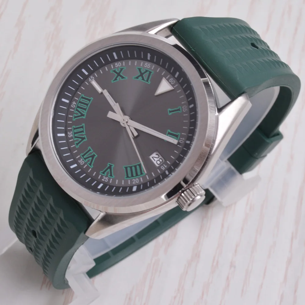 

40MM Seiko NH35 Movement Sterile Grey Dial Date Window Sapphire Glass Green Rubber Strap Logo Can Be Customized